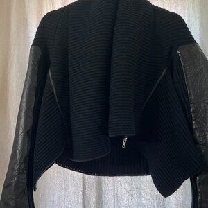 Michael Stars Black Ribbed Sweater Jacket with Genuine Leather Sleeves – NWOT